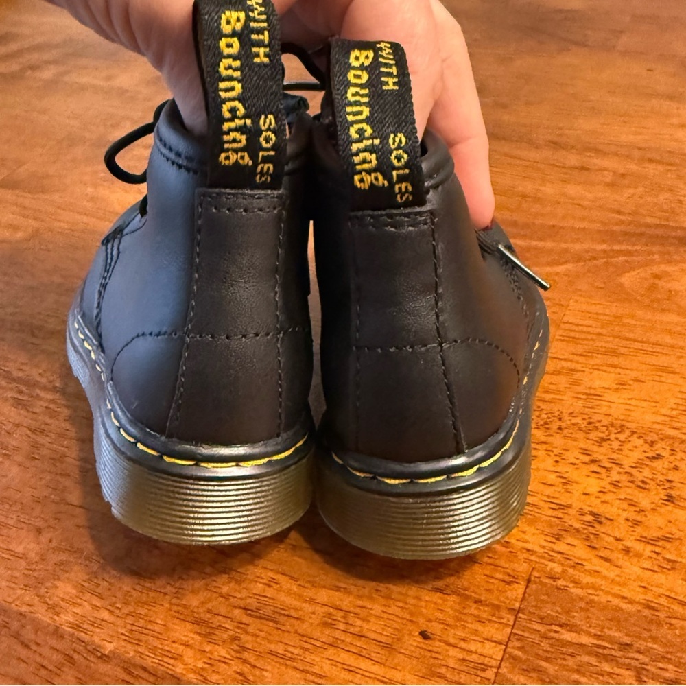 Dr. Martens Infant 1460 Softy T Leather Lace Up Boots Black Kids Lace-Up Boots 6 - Picture 7 of 12